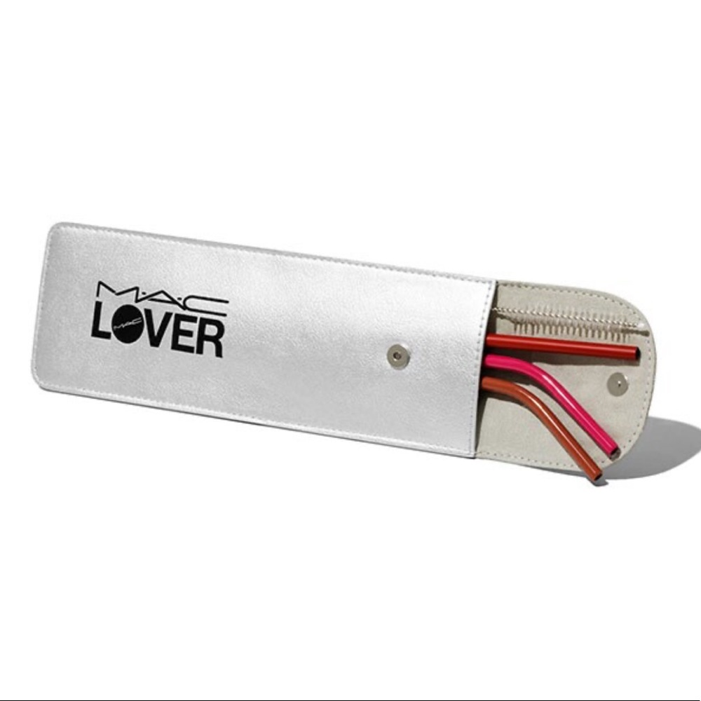 New MAC Sustainable Straw Set & Pouch ♥️💗❤️